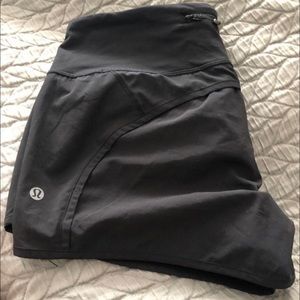 Lululemon speed up shorts size 6